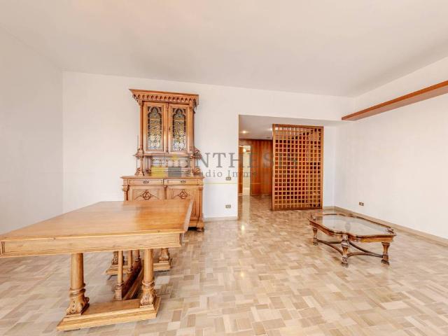 Appartamento in vendita a Zona Omogenea Milano Nord, Monza