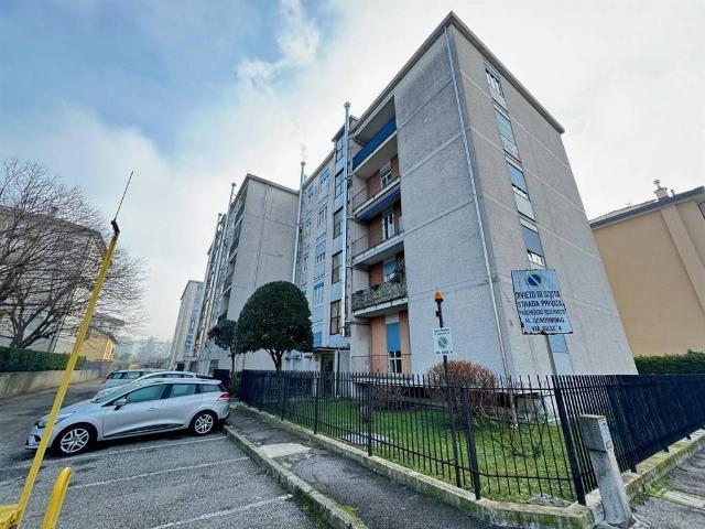 Appartamento in vendita a Sant'Albino, Monza