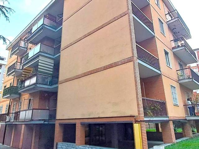 Appartamento in vendita a San Donato, Monza