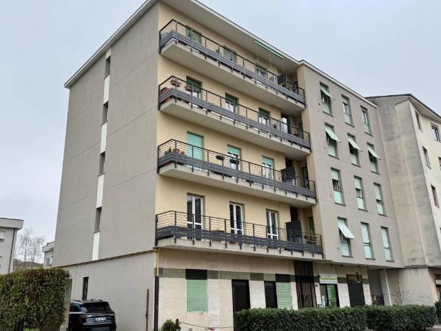 Appartamento in vendita a Sant'Albino, Monza