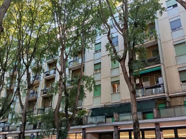 Appartamento in vendita a Regina Pacis, Monza