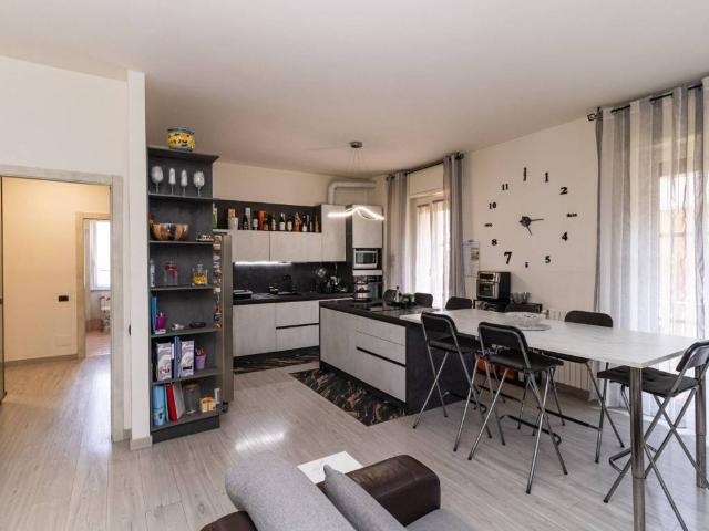 Appartamento in vendita a Sant'Alessandro, Monza