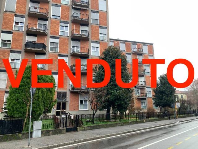 Appartamento in vendita a Cederna, Monza
