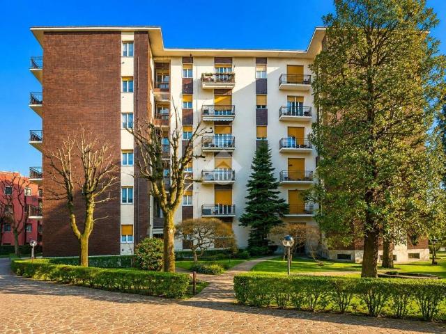 Appartamento in vendita a Cederna, Monza