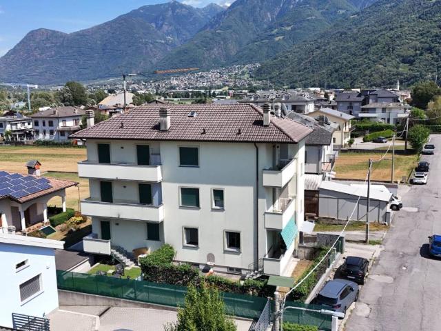 Appartamento in vendita a Morbegno, Lombardia