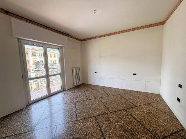 Appartamento in vendita a Morbegno, Lombardia