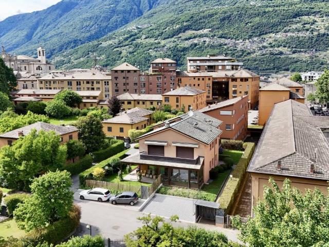 Appartamento in vendita a Morbegno, Lombardia