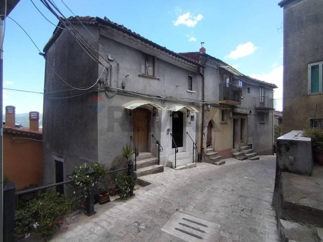 Appartamento in vendita a Morcone, Campania