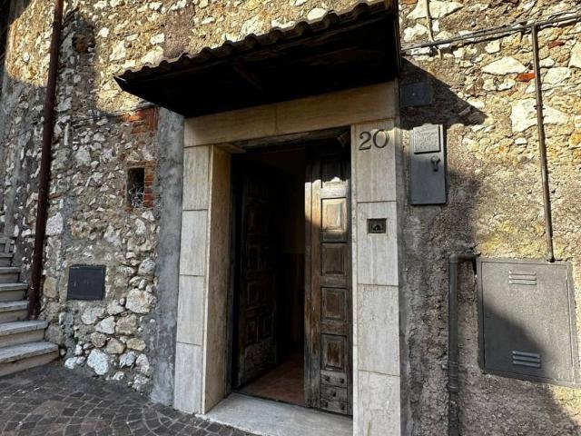 Appartamento in vendita a Moricone, Roma Capitale