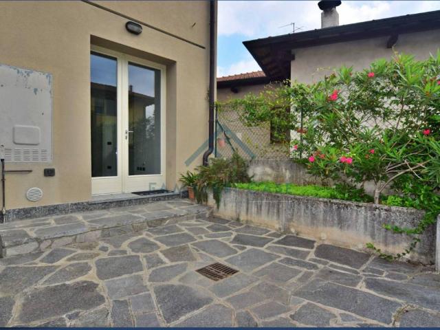 Appartamento in vendita a Montonate, Mornago