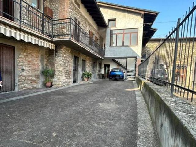 Appartamento in vendita a Mornico Al Serio, Lombardia