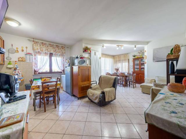 Appartamento in vendita a Notaresco, Abruzzo