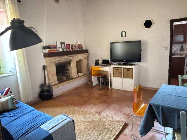 Appartamento in vendita a Borgo Pintura, Marche