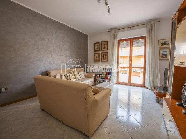 Appartamento in vendita a Marche, Macerata