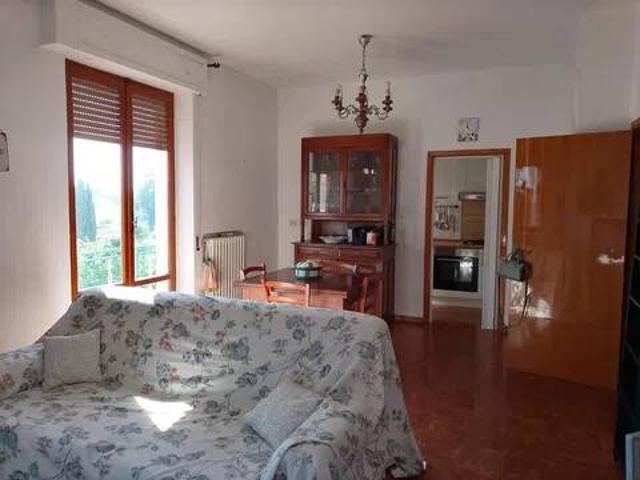 Appartamento in vendita a Borgo Pintura, Marche