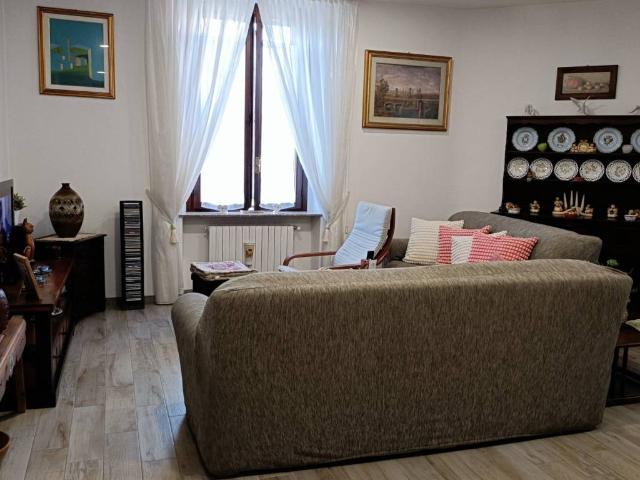 Appartamento in vendita a Mortara, Lombardia