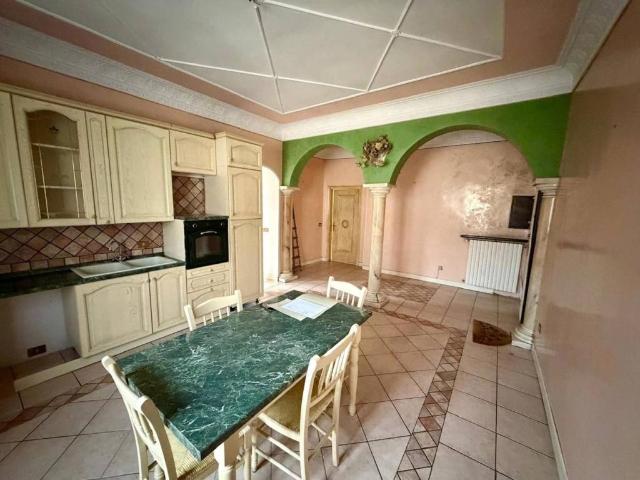 Appartamento in vendita a Lomello, Lombardia