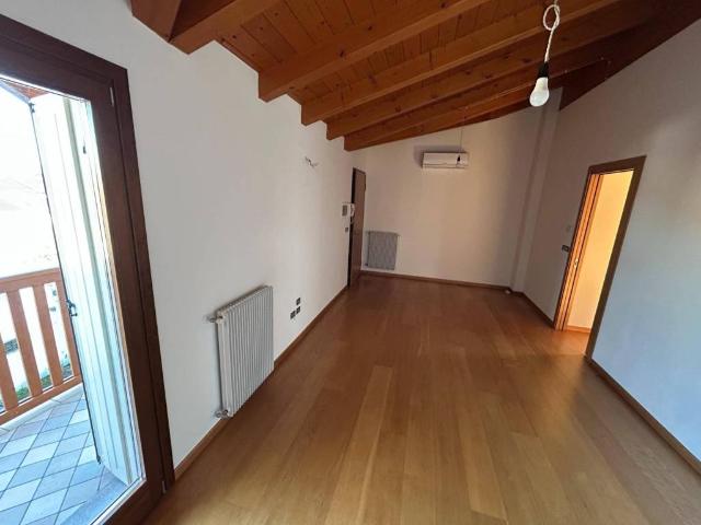 Appartamento in vendita a Mortegliano, Friuli-Venezia Giulia