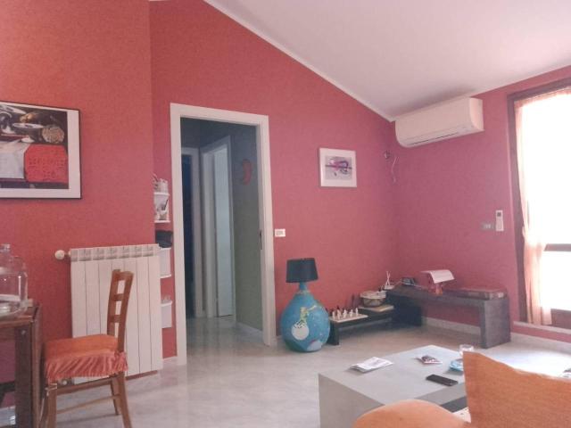 Appartamento in vendita a Montone, Mosciano Sant'angelo