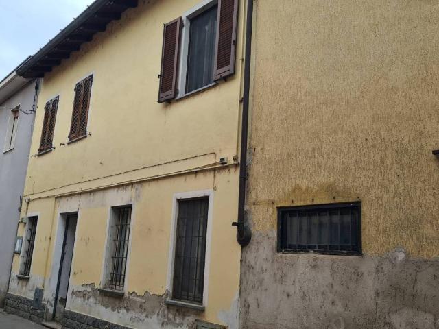 Appartamento in vendita a Motta Visconti, Lombardia
