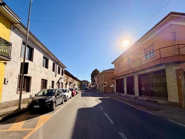 Appartamento in vendita a Motta Visconti, Milano