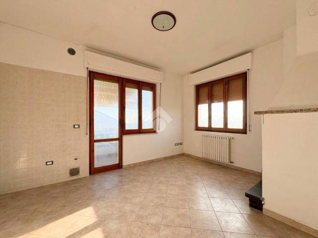 Appartamento in vendita a Mozzagrogna, Abruzzo