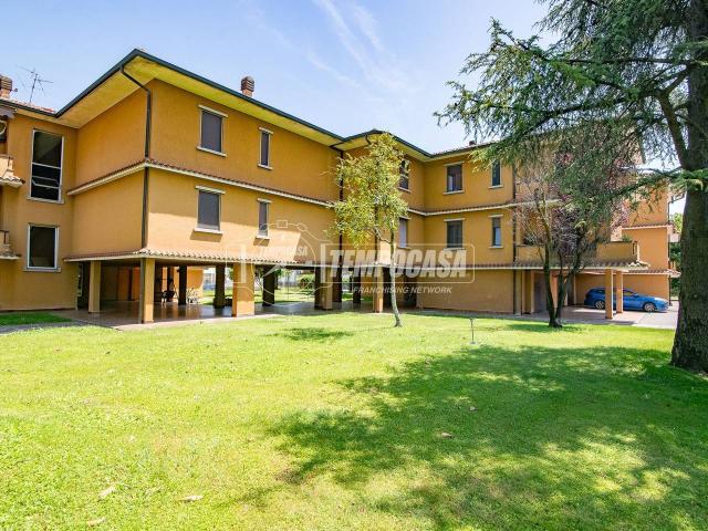 Appartamento in vendita a Mozzanica, Lombardia