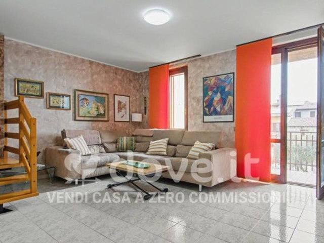Appartamento in vendita a Mozzanica, Lombardia