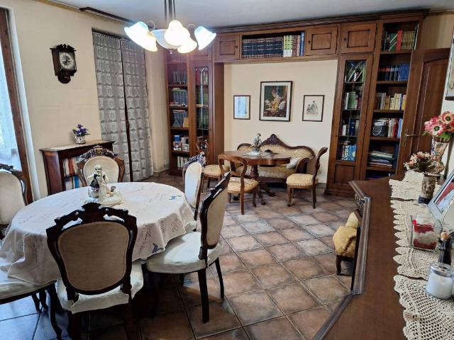 Appartamento in vendita a Mozzanica, Lombardia