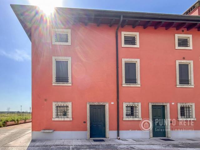 Appartamento in vendita a Mozzecane, Veneto