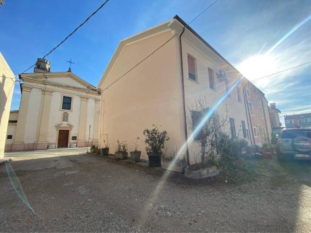 Appartamento in vendita a Mozzecane, Veneto