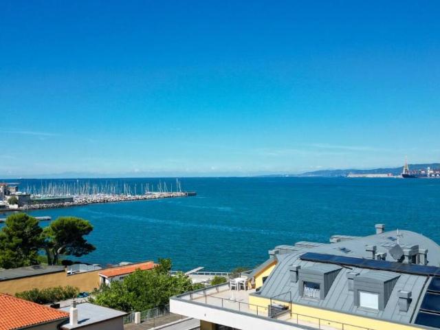 Appartamento in vendita a Riostorto, Muggiò