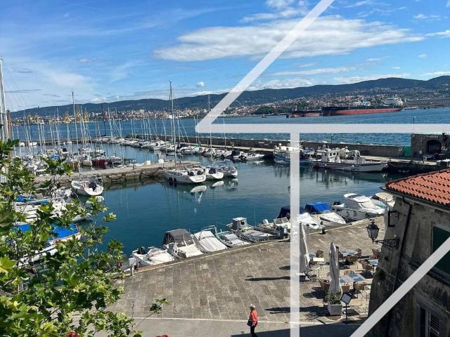 Appartamento in vendita a Riostorto, Muggiò