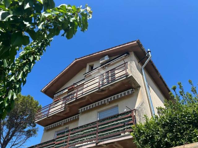 Appartamento in vendita a Muggiò, Friuli-Venezia Giulia
