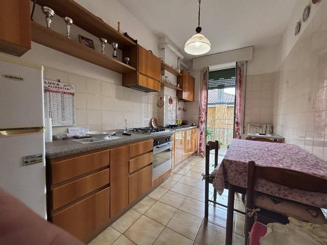 Appartamento in vendita a Muggiò, Lombardia