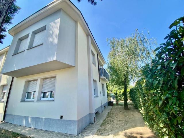 Appartamento in vendita a Muggiò, Lombardia