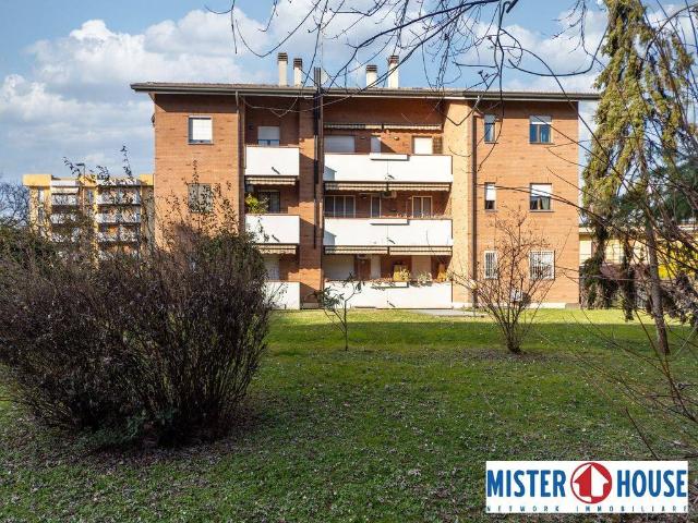 Appartamento in vendita a Muggiò, Lombardia