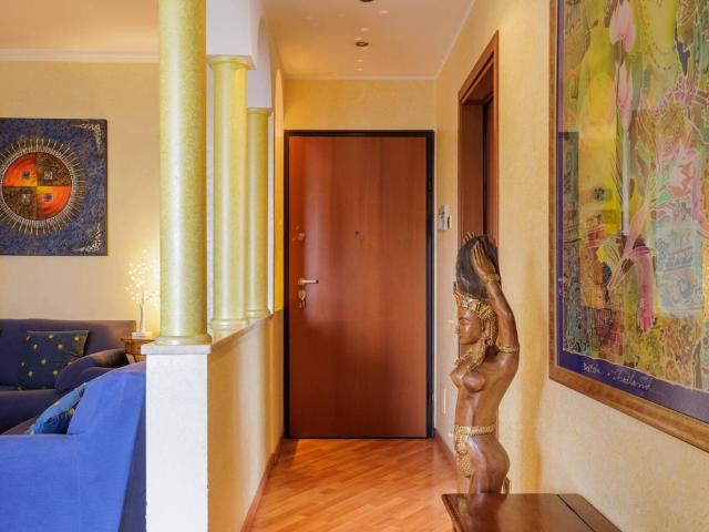 Appartamento in vendita a Muggiò, Lombardia