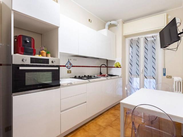 Appartamento in vendita a Muggiò, Lombardia