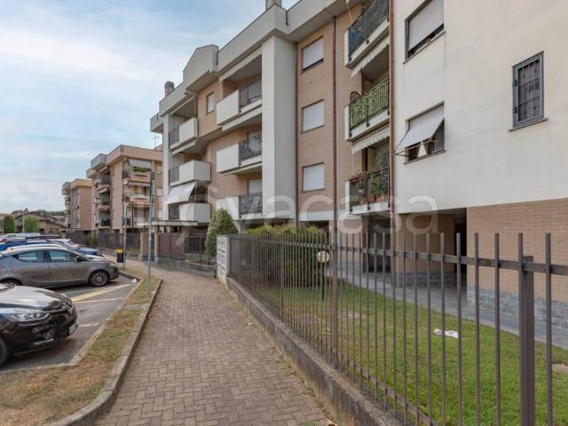 Appartamento in vendita a Muggiò, Lombardia