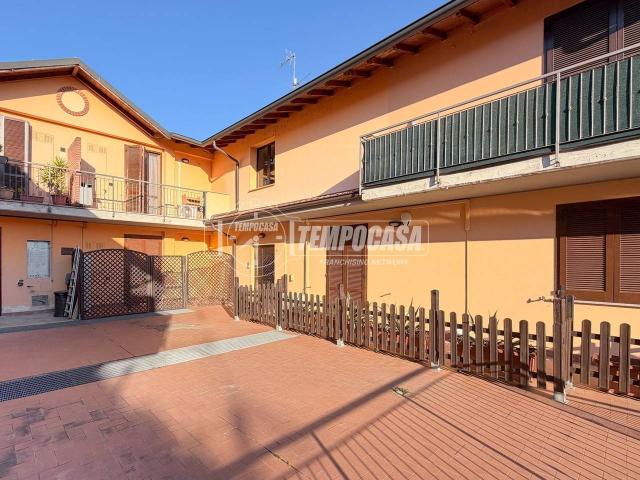 Appartamento in vendita a Mulazzano, Lombardia