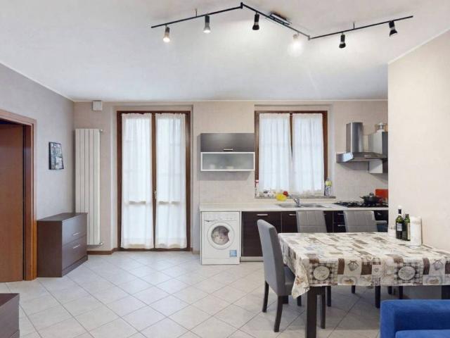 Appartamento in vendita a Mulazzano, Lombardia