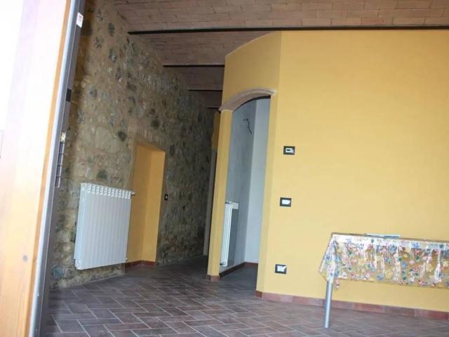 Appartamento in vendita a Murlo, Toscana