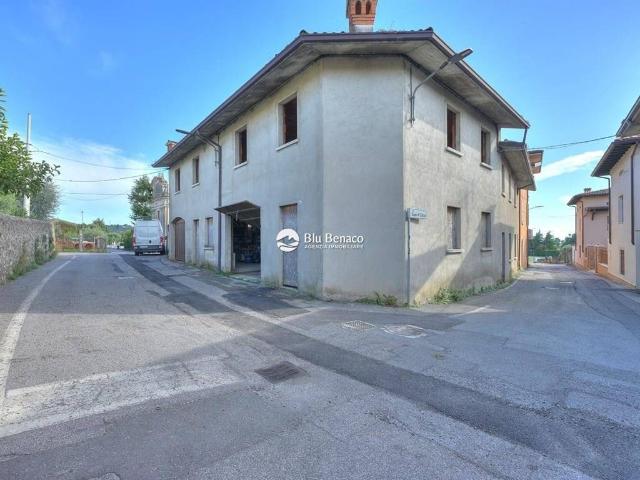 Appartamento in vendita a Muscoline, Lombardia