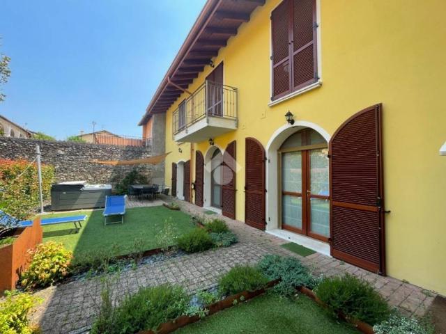 Appartamento in vendita a Muscoline, Lombardia