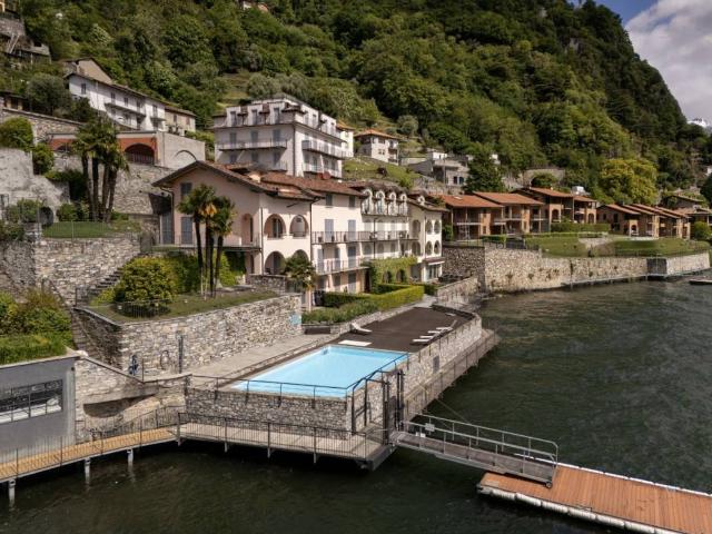 Appartamento in vendita a Musso, Lombardia