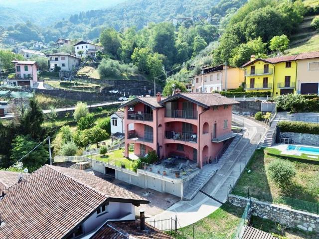 Appartamento in vendita a Musso, Lombardia