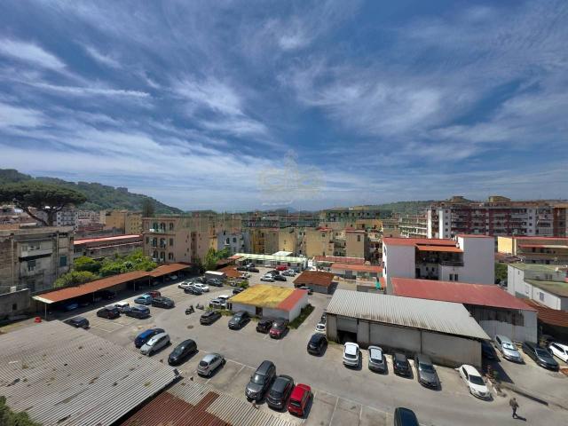 Villa Indipendente in vendita a Municipalità 10, Campania