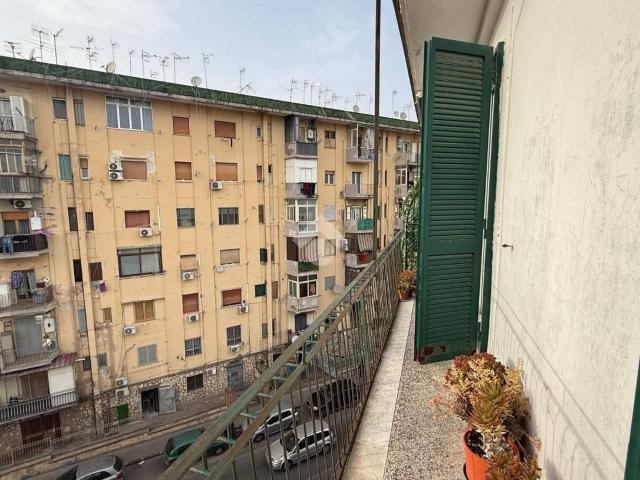Appartamento in vendita a Municipalità 7, Miano