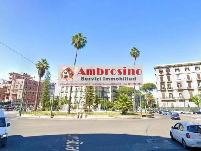 Appartamento in vendita a Municipalità 1, Campania